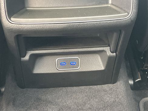 Certified 2024 Mercedes-Benz GLE 350 4MATIC image 40