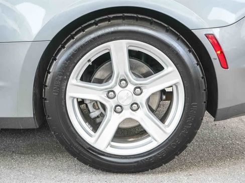 Used 2020 Chevrolet Camaro LT image 10