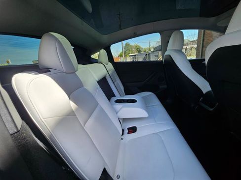 Used 2023 Tesla Model Y Long Range image 64