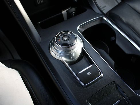 Used 2020 Ford Fusion Titanium image 14