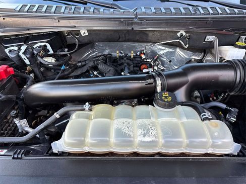 Used 2024 Ford Expedition Max Limited image 9