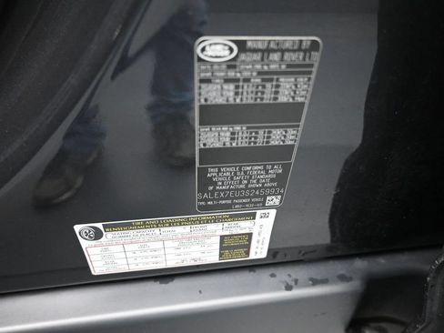Used 2025 Land Rover Defender 110 X AWD/4WD image 18