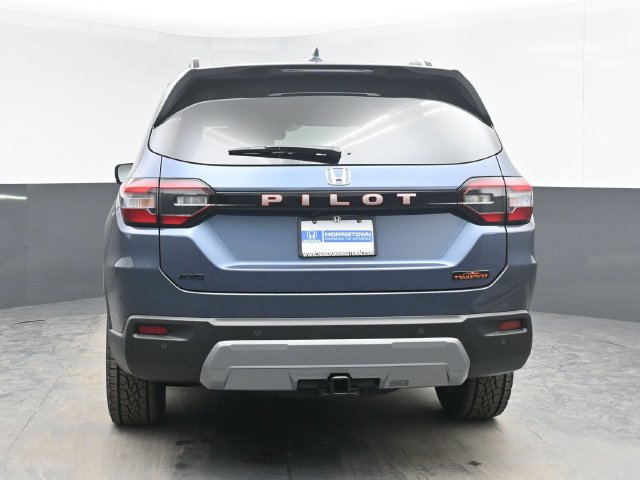 New 2026 Honda Pilot TrailSport image 9