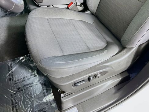 Used 2022 GMC Sierra 1500 SLE image 18