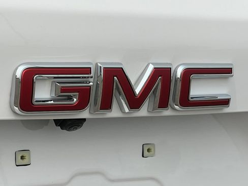 Used 2025 GMC Terrain Elevation w/ Elevation Premium Package AWD/4WD image 47