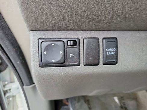 Used 2014 Nissan Frontier SV image 20