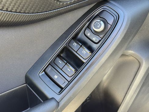 Used 2021 Subaru Crosstrek 2.0i Premium w/ Moonroof Package image 16