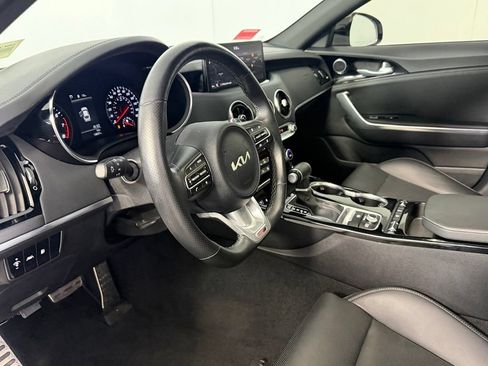 Used 2022 Kia Stinger GT-Line RWD image 13