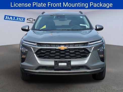 New 2026 Chevrolet Trax LT w/ Driver Confidence Package FWD image 8