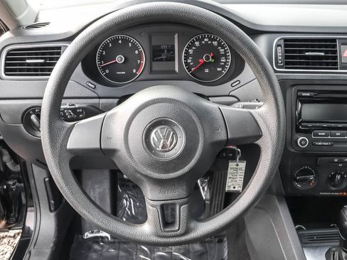 Used 2014 Volkswagen Jetta SE image 17