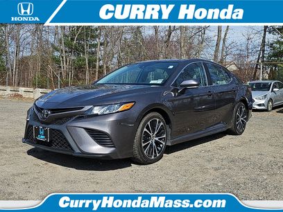 Used 2020 Toyota Camry SE w/ Moonroof Package