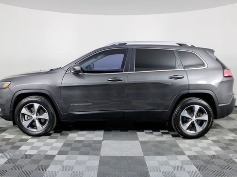 Used 2019 Jeep Cherokee Limited AWD/4WD image 5