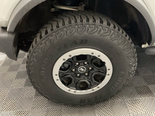 Used 2023 Ford Bronco Big Bend w/ Sasquatch Package AWD/4WD image 42