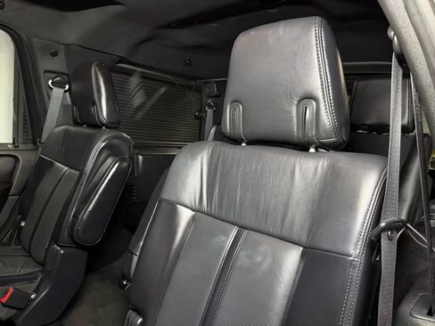Used 2017 Lincoln Navigator Select AWD/4WD image 22