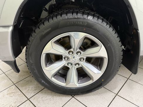 Used 2021 RAM 1500 Limited AWD/4WD image 12