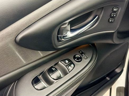 Used 2021 Nissan Murano SL image 18