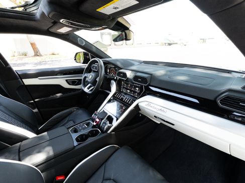 Used 2023 Lamborghini Urus S AWD/4WD image 85