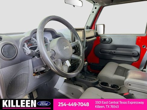 Used 2010 Jeep Wrangler Unlimited Sport image 10