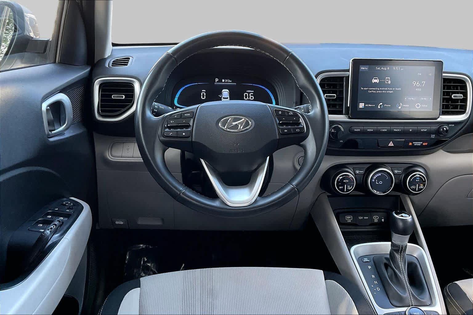 Certified 2026 Hyundai Venue SEL FWD image 6