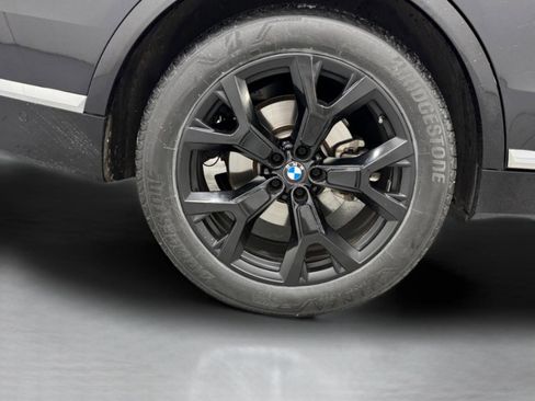 Used 2023 BMW X7 xDrive40i w/ Executive Package image 39