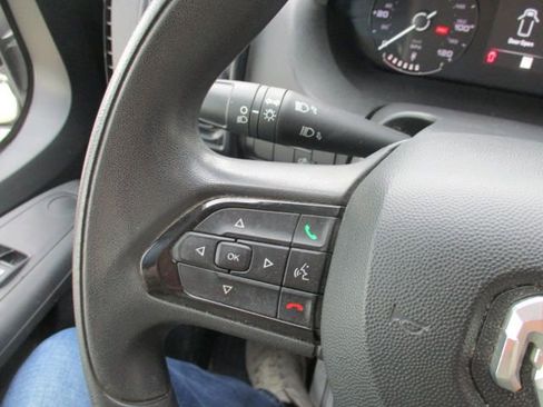 Used 2023 RAM ProMaster 2500 FWD image 14