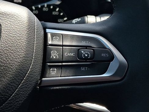 Used 2024 Jeep Compass Limited AWD/4WD image 27