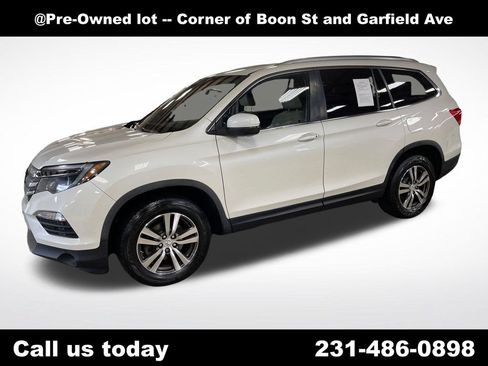 Used 2016 Honda Pilot EX image 1