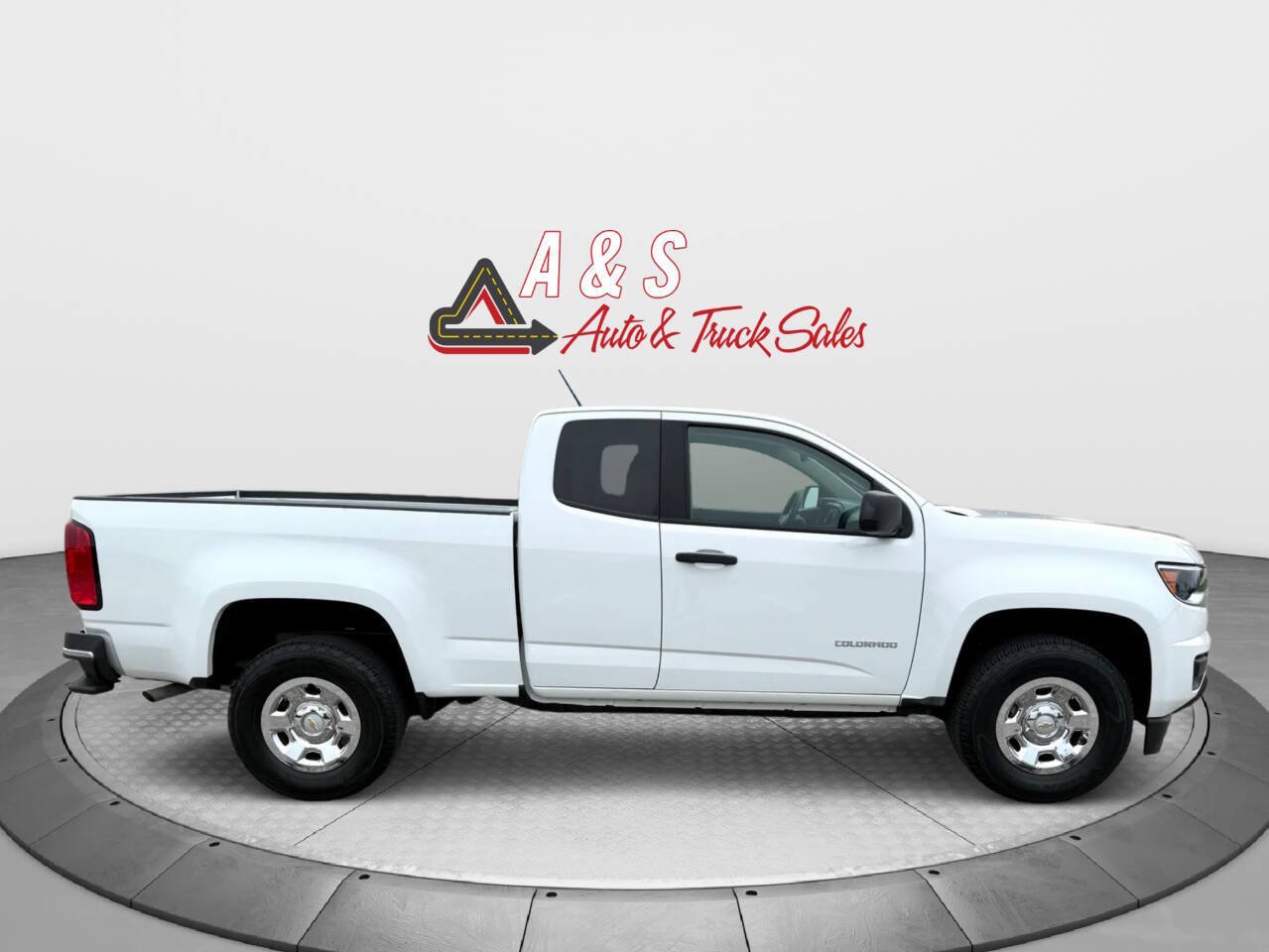 Used 2018 Chevrolet Colorado W/T w/ WT Convenience Package RWD image 6