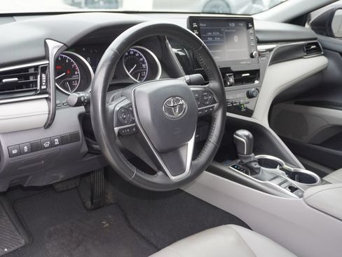Used 2023 Toyota Camry XLE FWD image 7