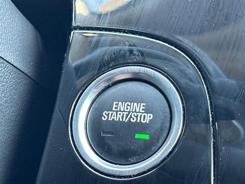 Used 2022 Buick Encore Preferred w/ Safety Package image 29