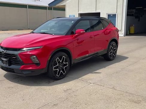 Used 2023 Chevrolet Blazer RS w/ Driver Confidence II Package AWD/4WD image 4