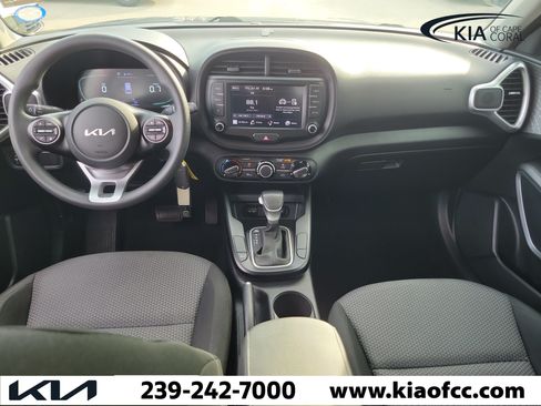 Certified 2023 Kia Soul LX w/ Option Group 015 FWD image 16