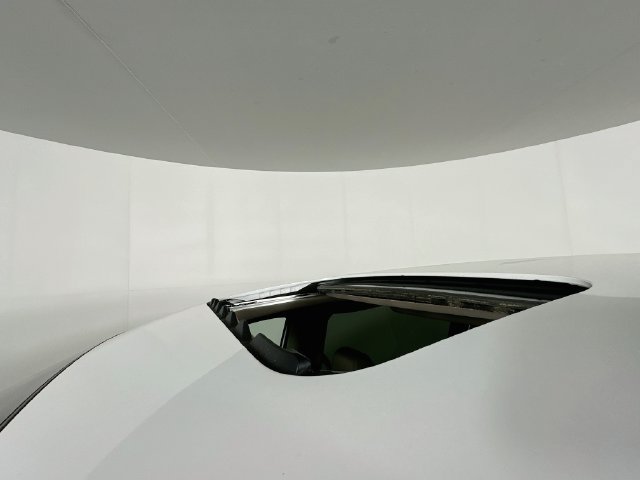 Certified 2024 Honda Odyssey Touring image 12