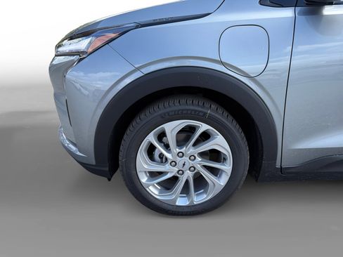 New 2027 Chevrolet Bolt LT FWD image 9