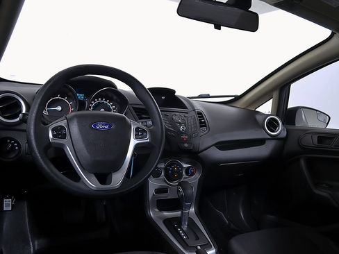 Used 2019 Ford Fiesta SE FWD image 20