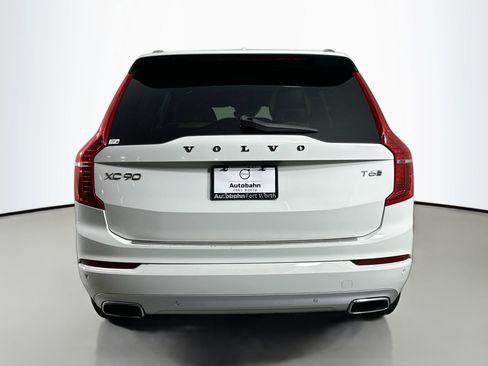 Used 2018 Volvo XC90 T6 Momentum w/ Convenience Package image 7