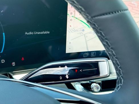 New 2025 Cadillac Lyriq Luxury image 17