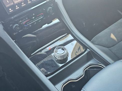 Used 2023 Jeep Grand Cherokee L Altitude image 37