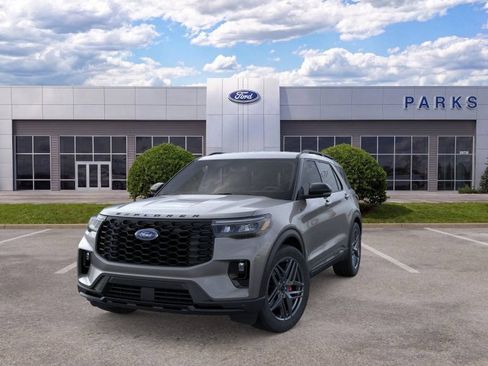 New 2026 Ford Explorer ST-Line w/ ST-Line Street Pack RWD image 2