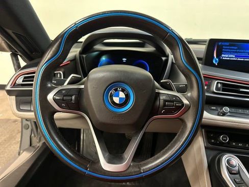 Used 2015 BMW i8 image 18