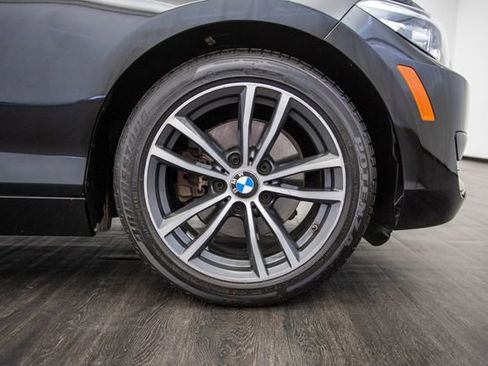 Used 2018 BMW 230i Convertible w/ Premium Package image 38