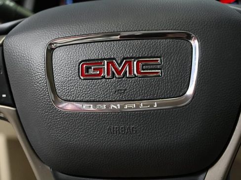 Used 2023 GMC Acadia Denali AWD/4WD image 41