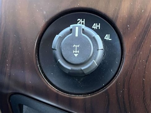 Used 2016 Ford F350 Lariat w/ Lariat Ultimate Package image 31