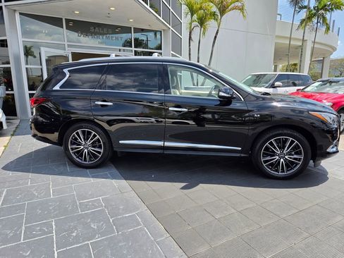 Used 2019 INFINITI QX60 Luxe w/ Sensory Package image 8