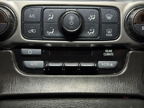 Used 2016 Chevrolet Tahoe LTZ RWD image 44