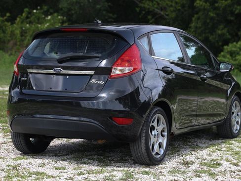 Used 2011 Ford Fiesta SES w/ 301A Rapid Spec Order Code FWD image 11