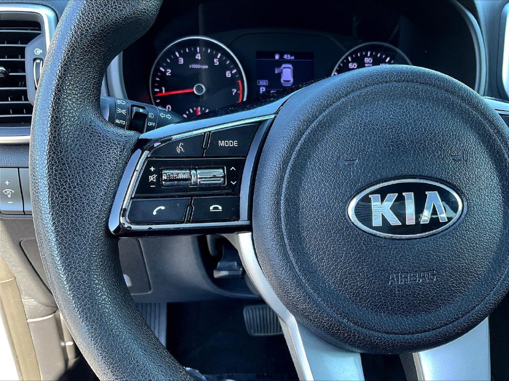 Used 2020 Kia Sportage LX AWD/4WD image 11