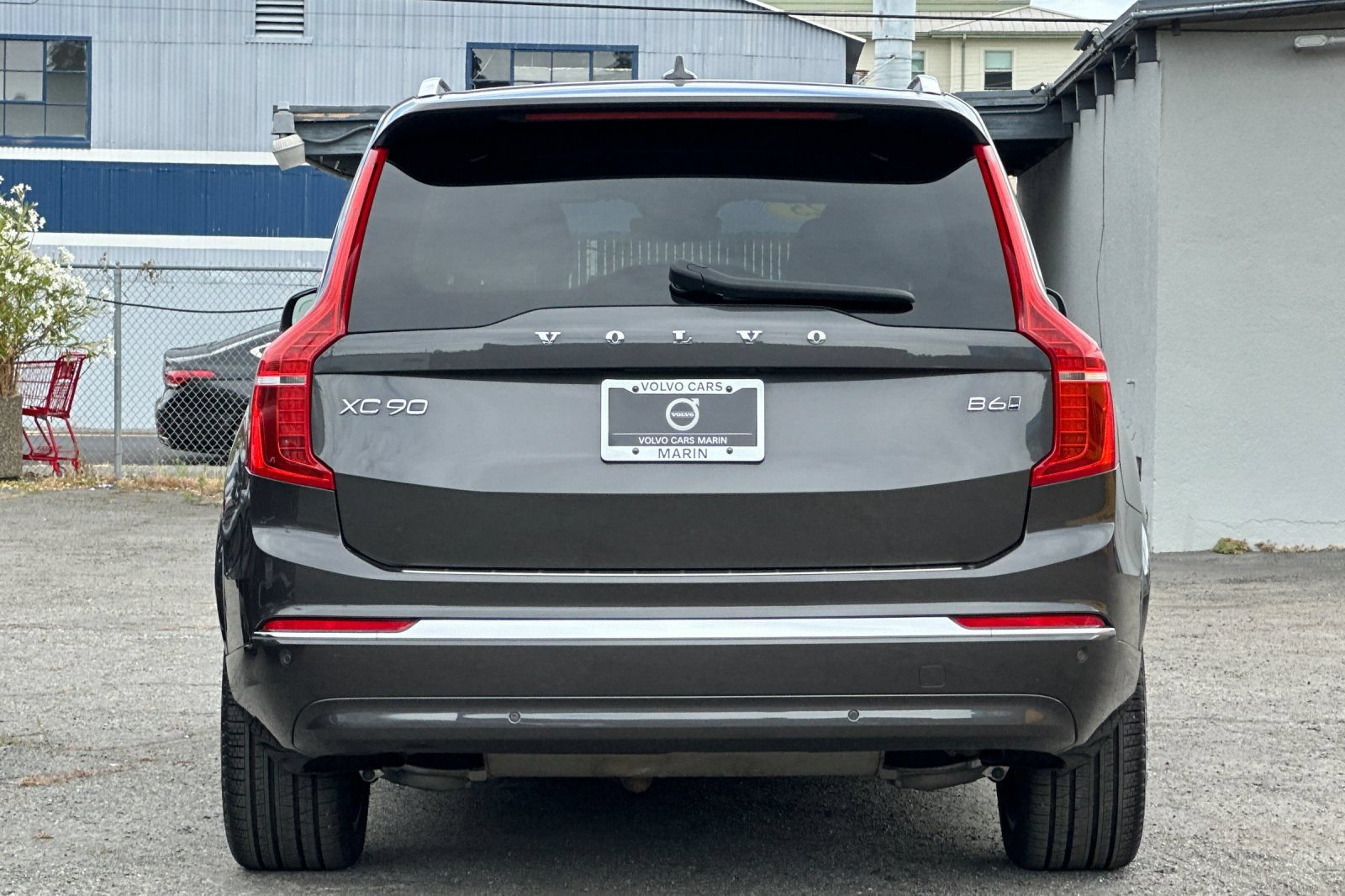 Used 2025 Volvo XC90 B6 Ultra w/ Lounge Package AWD/4WD image 7