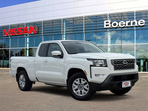 Used 2024 Nissan Frontier SV w/ SV Convenience Package image 1