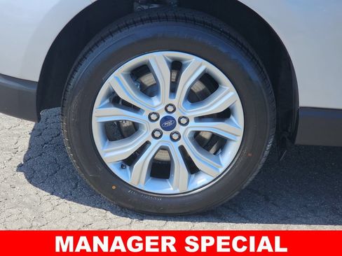 Used 2022 Ford Edge Titanium AWD/4WD image 38
